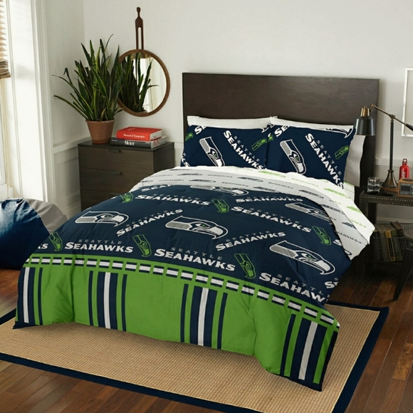 5pc Queen Seattle Seahawks Bedding Set - Picture 1 of 3